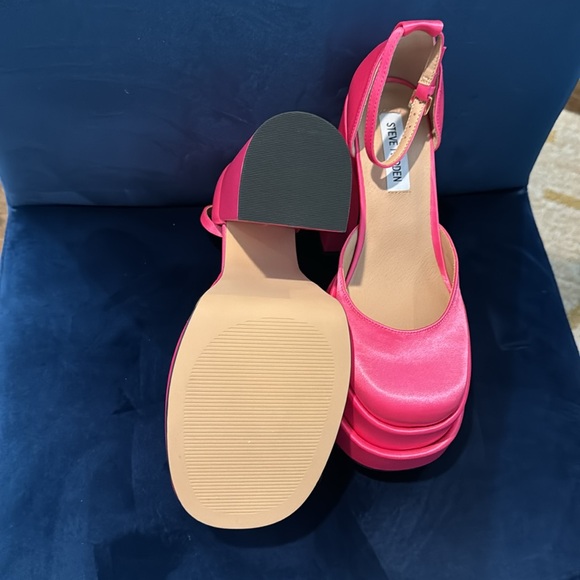Steve Madden Charlize Platform Mary Jane in Pink - Picture 9 of 11